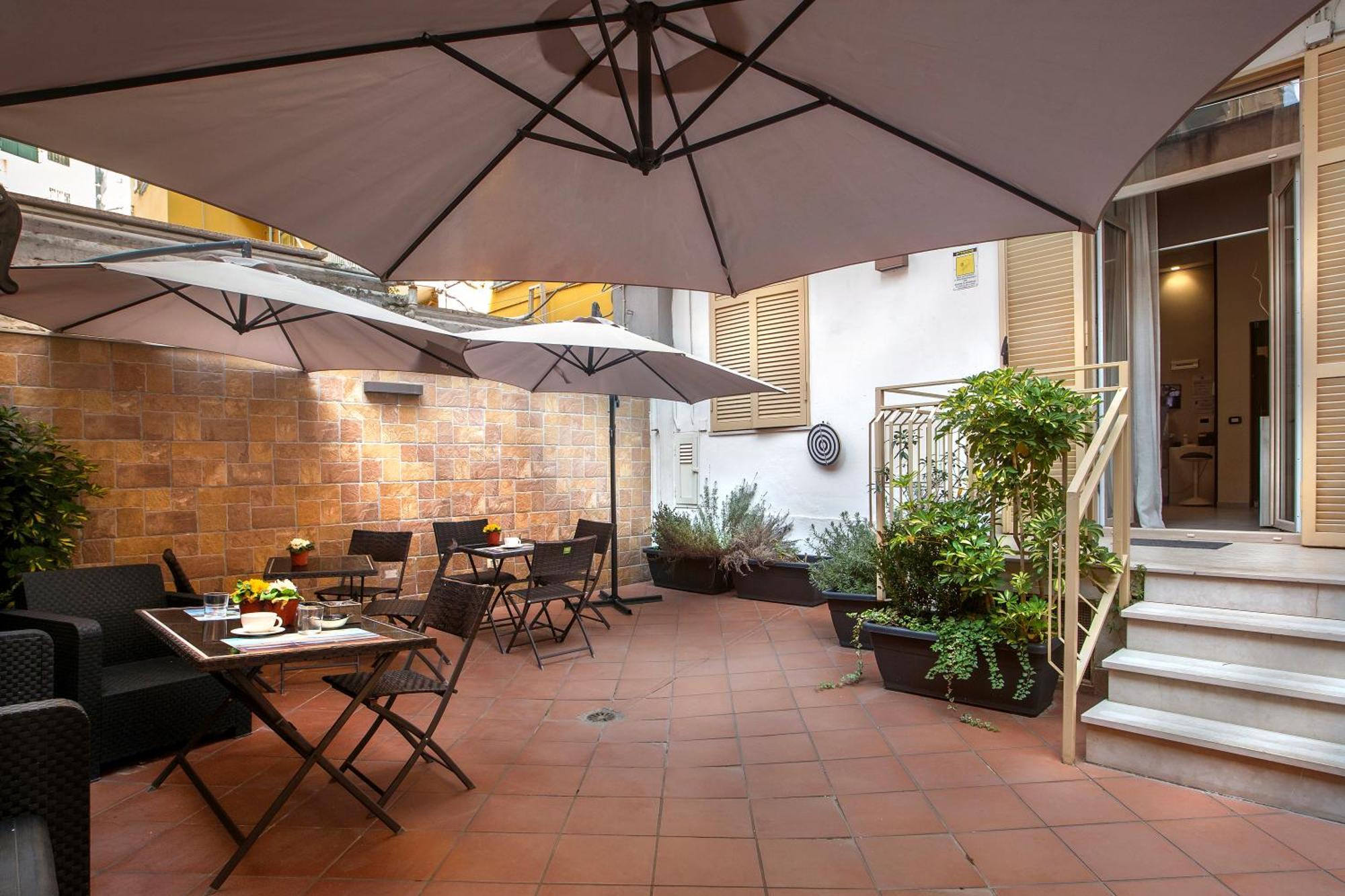 Residenza Suarez Bed & Breakfast Napoli Bagian luar foto